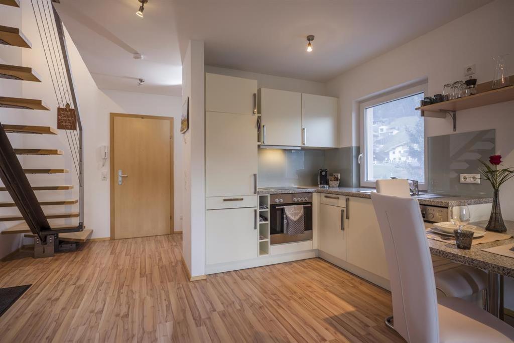 Appartement Raffael Itter Ruang foto