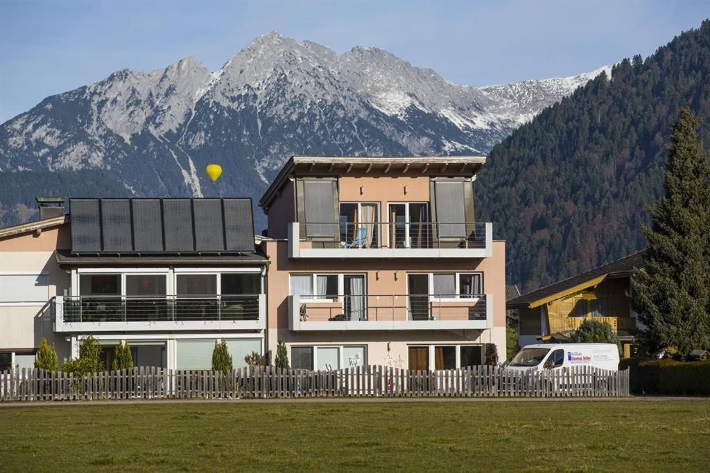 Appartement Raffael Itter Bagian luar foto